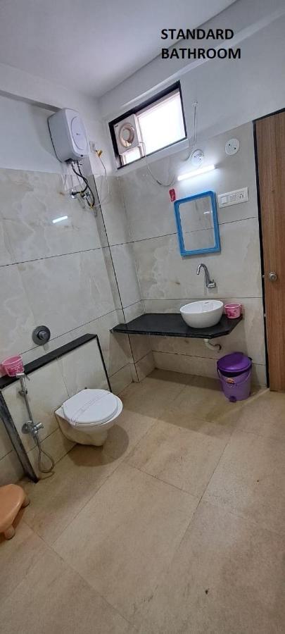 Hotel Aaditya Palace Bhusāwal Kültér fotó
